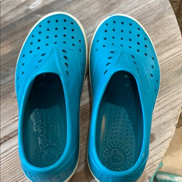 Native shoes J1 - Picture 3 of 4